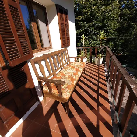 Square House * Gerês